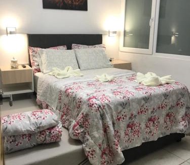 Chosica Apartment | Albano habitación acústica cocina y baño