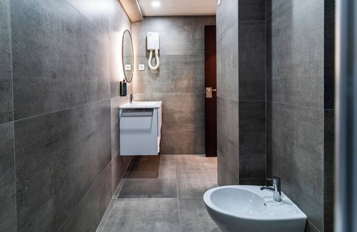 Vila Praia de Ancora House | Albergaria Quim Barreiros