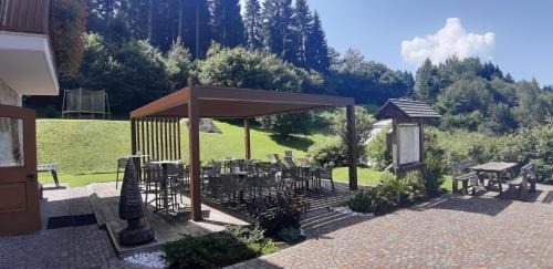 Castello Tesino Hotel | Albergo Chalet Abete Rosso