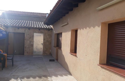 Barcial del Barco House | Albergue Turístico Las Eras