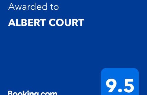 Leixlip Ski Chalet | ALBERT COURT