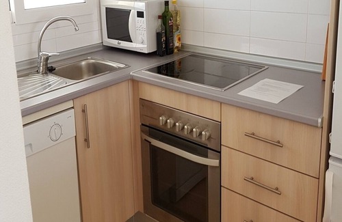 Alhama de Murcia Apartment | ALERT ALL FAMILIES, GOLFERS and HOLIDAY MAKERS this opportunity provides