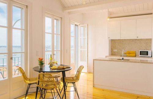 Se Apartment | Alfama Terrace River View by LovelyStay