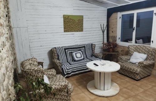 Medina De Pomar House | Algarabiastaying 3 granja San Julián