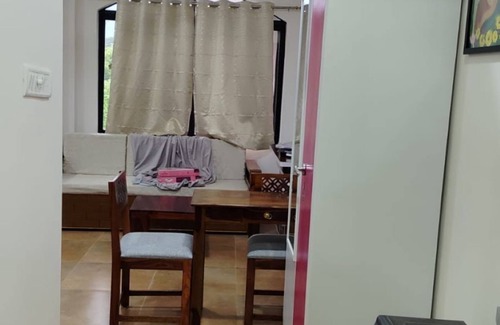 Alibaug Apartment | Alibaug - Holiday Home Mountain and Pool view - Studio Apt