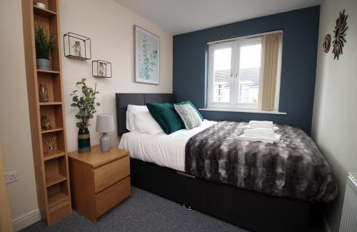 Newport House | Alicia's Way by Tŷ SA