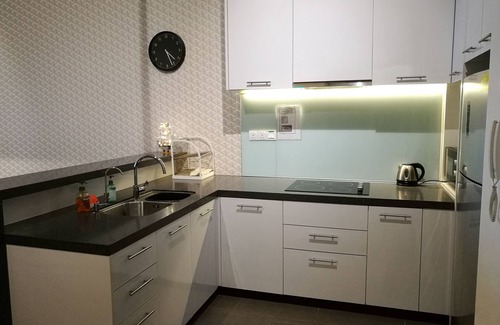 Brickfields Condo | Alila/KL Sentral/Bangsar/Mid Valley/3brd [2 to 9 pax] 2 min walk to LRT