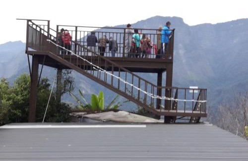 Meishan House | Alishan Shanyunhua B&B Homestay