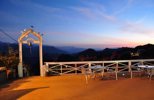 Fanlu Bed & Breakfast | Alishan Tea Garden