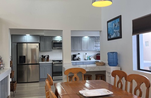 Puerto Penasco House | ALL 4 Master Bedrooms Are Beachfront with King Beds, Remodeled in 2021