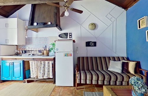 Valle de Guerra House | ALL INCLUDE TENERIFE, RURAL HOUSE WITH POOL, BARBECUE, FREE WIFI, GYM, PARKING.