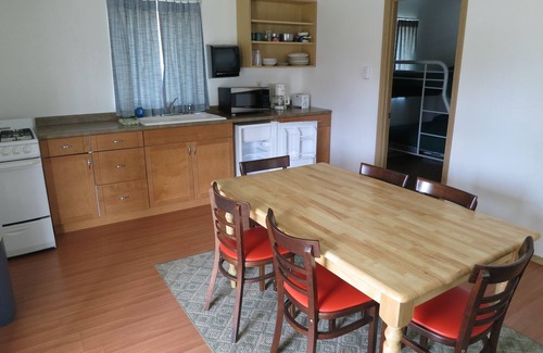 Ninilchik Cabin | All Seasons Campground & Cabins