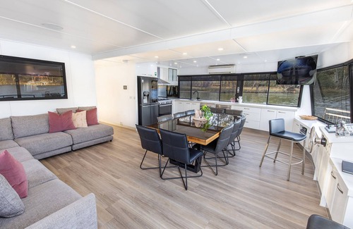 Mildura Boat Rental | All Seasons Houseboats