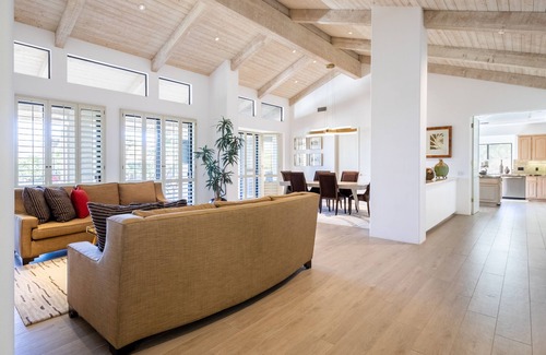 Summit House | All-Suites 3,600 sq feet: Paseo Location, Views, Hiking, Dining, 5-Star Rating
