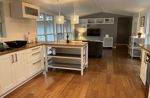 Woodstock House | Allatoona Getaway in the heart of Red Top State Park!