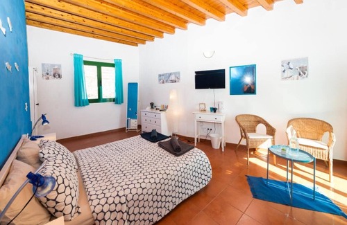 Guatiza Bed & Breakfast | Alma Libre Bed and Breakfast