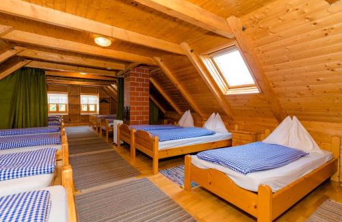 Obdach Hotel | Almidylle Sabathy