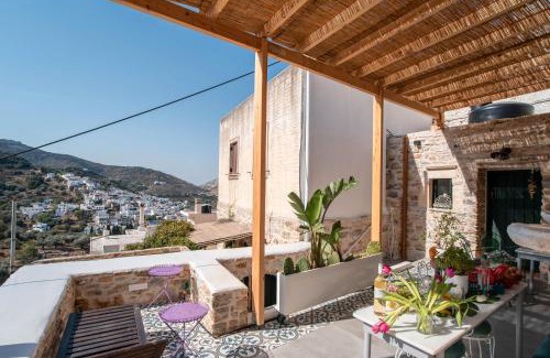 Filoti House | Almond Blossom Cottage 1