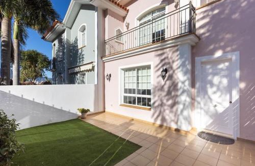 Las Cuevas Apartment | Alojamiento acogedor y tranquilo