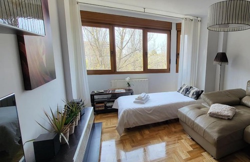 Aranda de Duero Apartment | Alojamiento Céntrico La Buganvilla