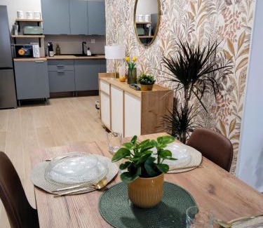 Camino de Ronda Apartment | Alojamientos Cayetino, parking gratuito