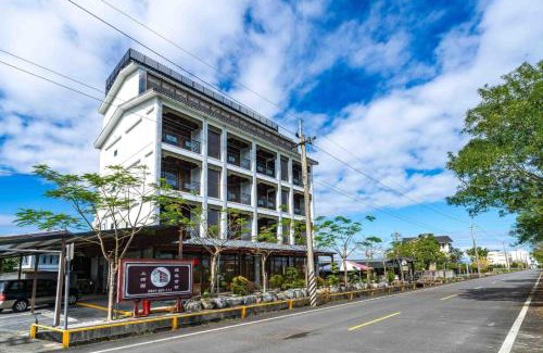 Dongshan House | Along the River B&B