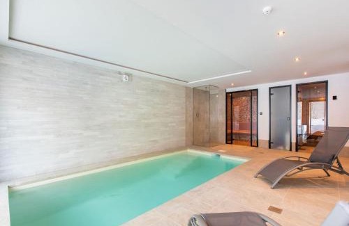 Champagny-en-Vanoise Ski Chalet | Alpine Chalet with Spa and pets