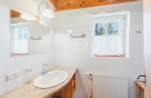 Bad Sankt Leonhard im Lavanttal Cabin | Alpine hut for up to 12 people