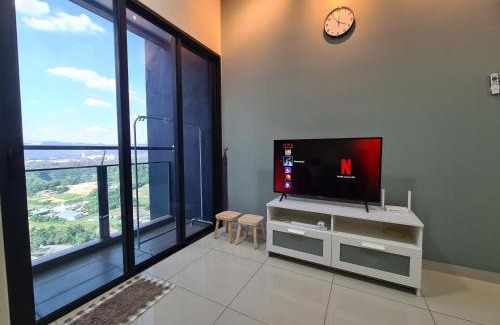 Kampung Bukit Dukong Apartment | Alpine Parkland Netflix 5 beds at MRT Batu 11 Cheras