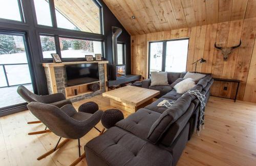 Saint Ferreol les Neiges Ski Chalet | Alta - 6 chambres - 19 personnes