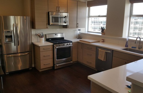 Pill Hill Apartment | Alta Bates Summit Medical Center Oakland California