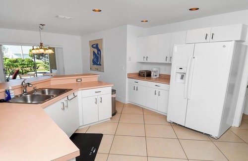 Crown Pointe Villa | Altaira - Top Location, Lake View, Pool, Spa,4 Bed
