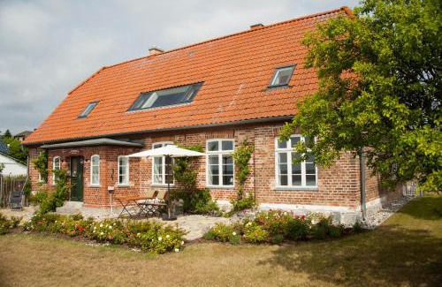 Neuendorf Apartment | Altes Schulhaus Ferienwohnung Lehrerstube