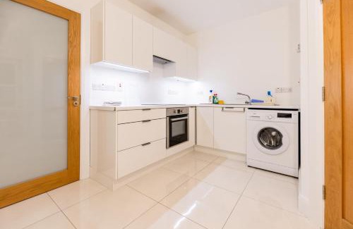 Roscoe Bed & Breakfast | 'Amalfi' Coast Road, Oranmore