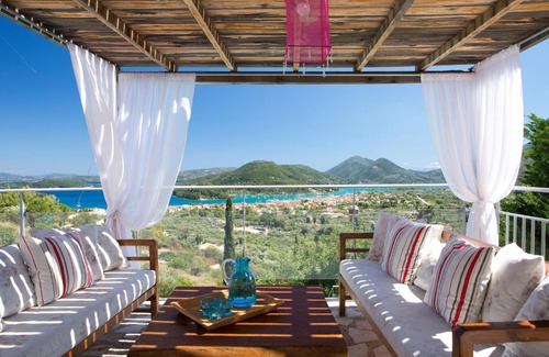 Nidri House | Amalia Villas