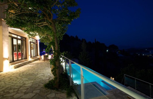 Nidri House | Amalia Villas