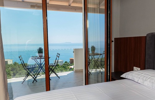 Palase Hotel | Amare Hotel