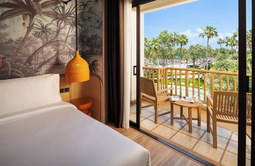 Ban Bang Saen Hotel | Amari Bangsaen (Formerly The Tide Resort Bangsaen)