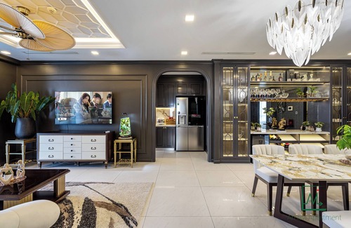 Hang Xanh Condo | Amavi VIP - Vinhome Stylist & Unique Penthouse 3BED n/by Landmark 81 skyscraper