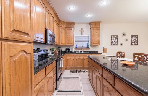 Arroyo City House | Amazing 3-bedroom 3- bathroom house with AC in Arroyo City on the water