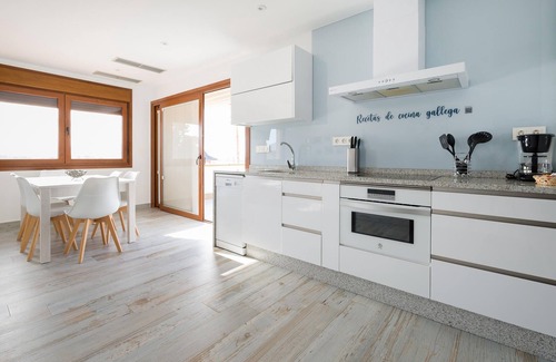Tabagon Apartment | Amazing apartment in O Rosal with kitchen