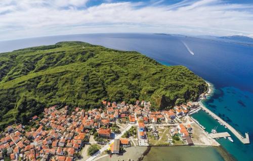 Susak Apartment | Amazing Apartment In Susak With Wifi