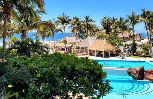 Quintas del Mar Apartment | Amazing Beach Front 105 Condo