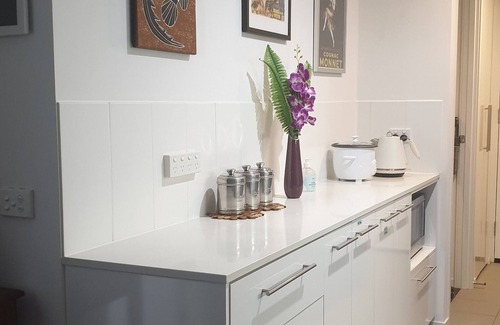 Travancore Apartment | Amazing City Views on 18th floor with car park