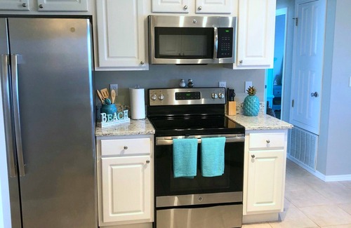 Holiday Isle Condo | Amazing Condo with Private Beach and all Beach Gear included!