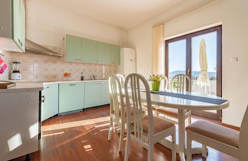 Galovac House | Amazing home in Galovac