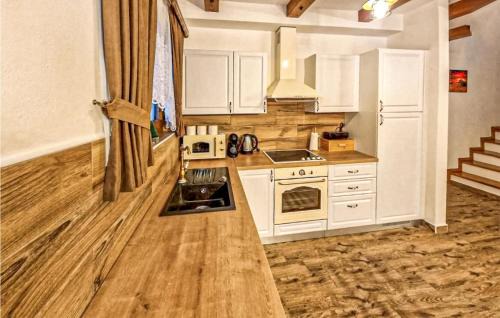 Gospic House | Amazing Home In Gospic With Wi-Fi