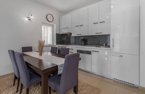 Povile House | Amazing home in Novi Vinodolski