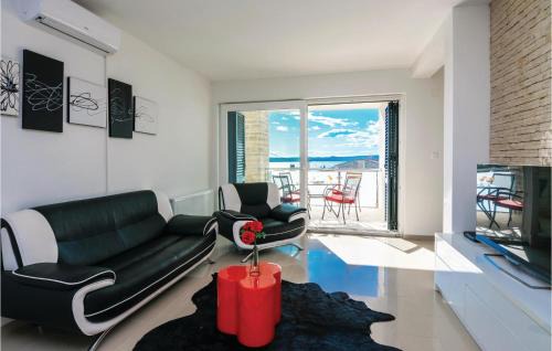 Novigrad House | Amazing Home In Novigrad With Sauna