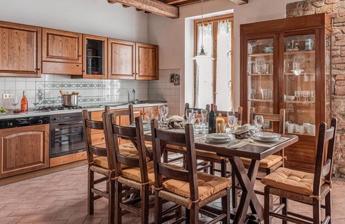 Varna House | Amazing home in Gambassi Terme